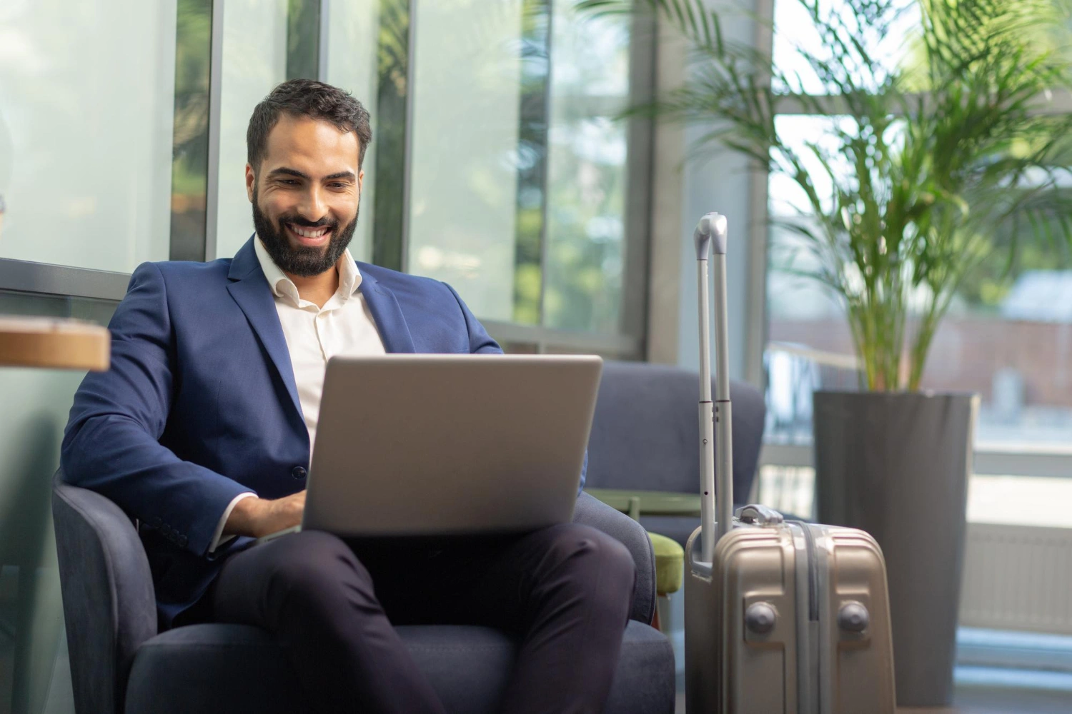 Top Countries Offering Work Visas for Applicants Above 40